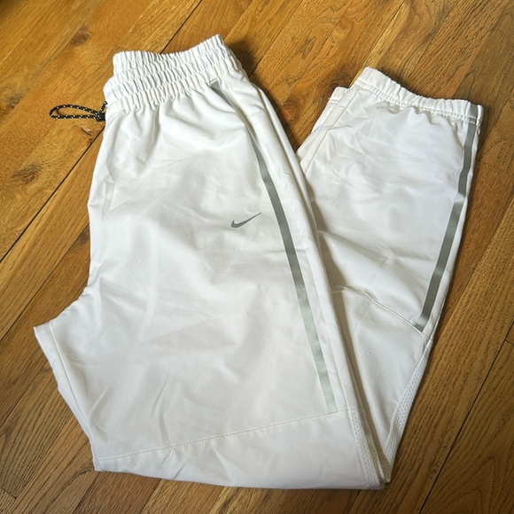 Nike Pants - Nike Tech Pack Sportswear Woven Womens Pants Joggers Size Small S White
